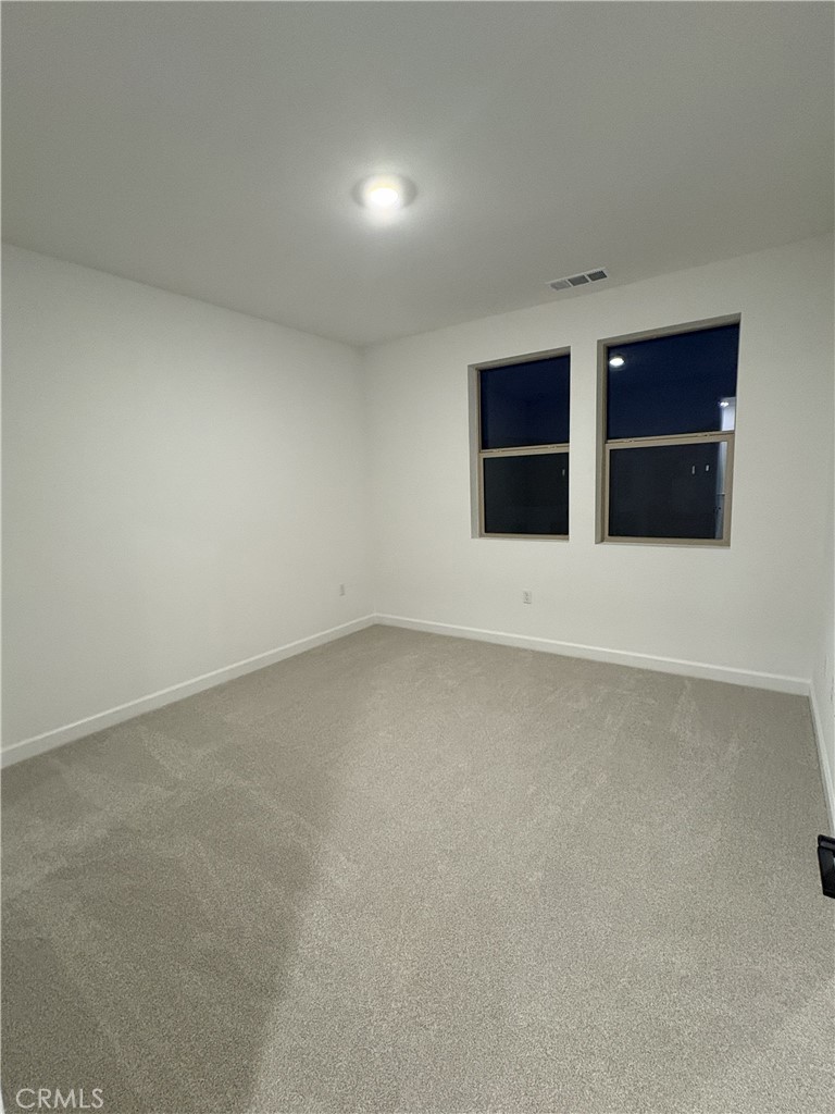 315 Honeysuckle Way Property Photo 13