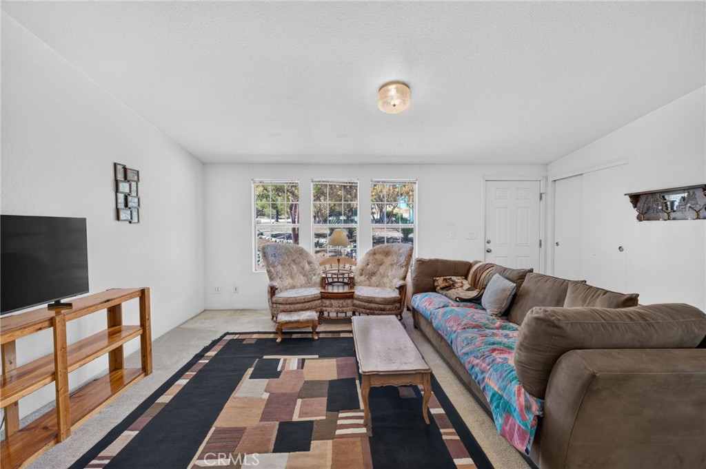 37621 Regal Blue Trail Property Photo 11