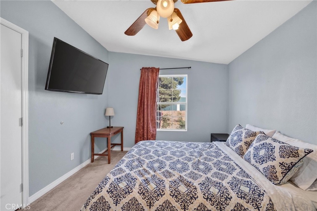 37621 Regal Blue Trail Property Photo 24
