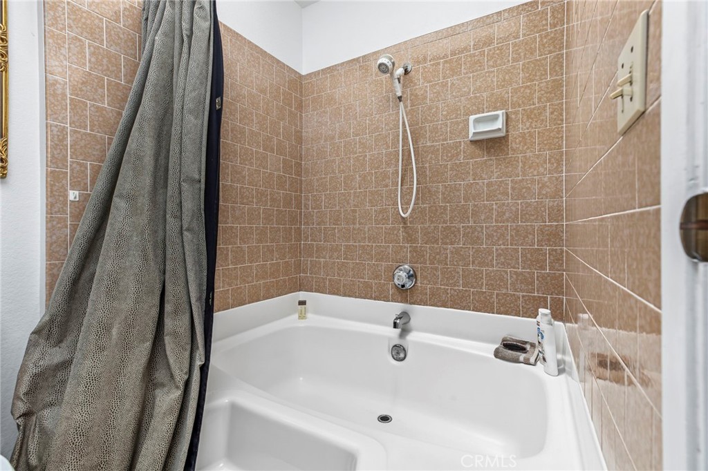 23874 Canyon Lake N Property Photo 22