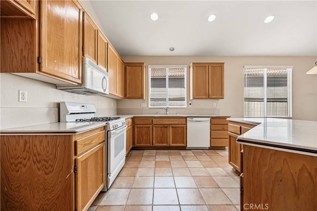 40106 Colony Drive Property Photo 32