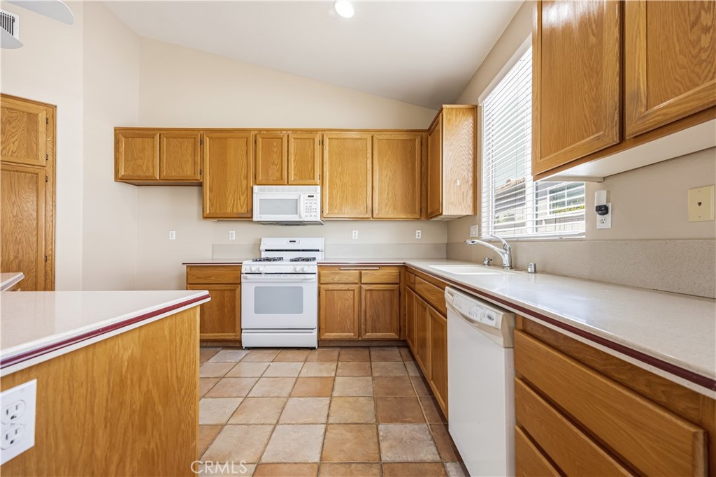40106 Colony Drive Property Photo 33