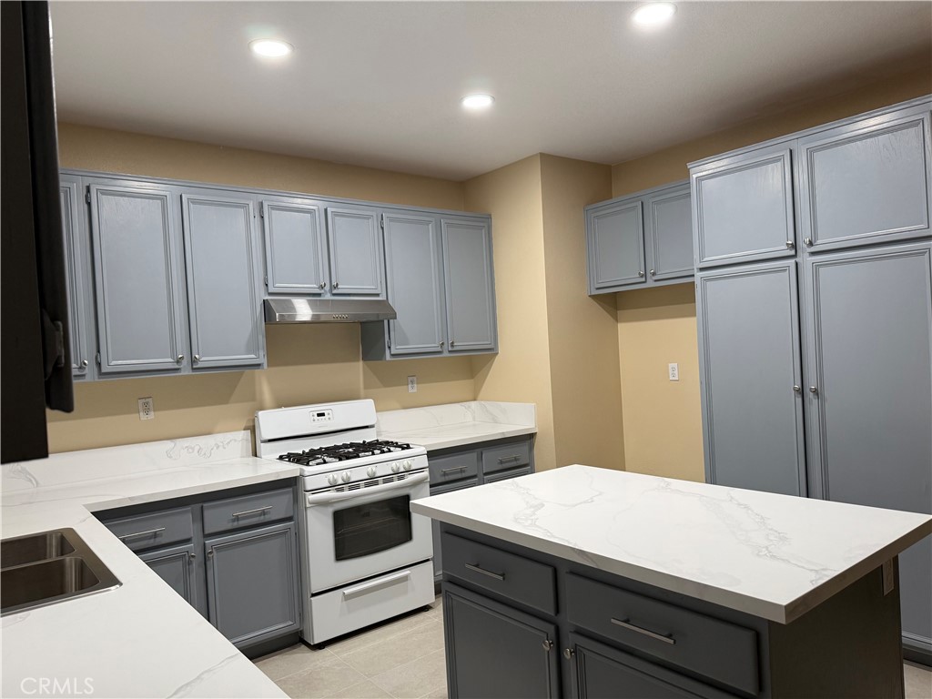 42171 Orange Blossom Drive Property Photo 2