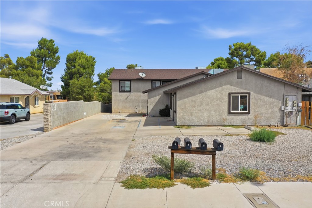 16450 Lariat Property Photo 3