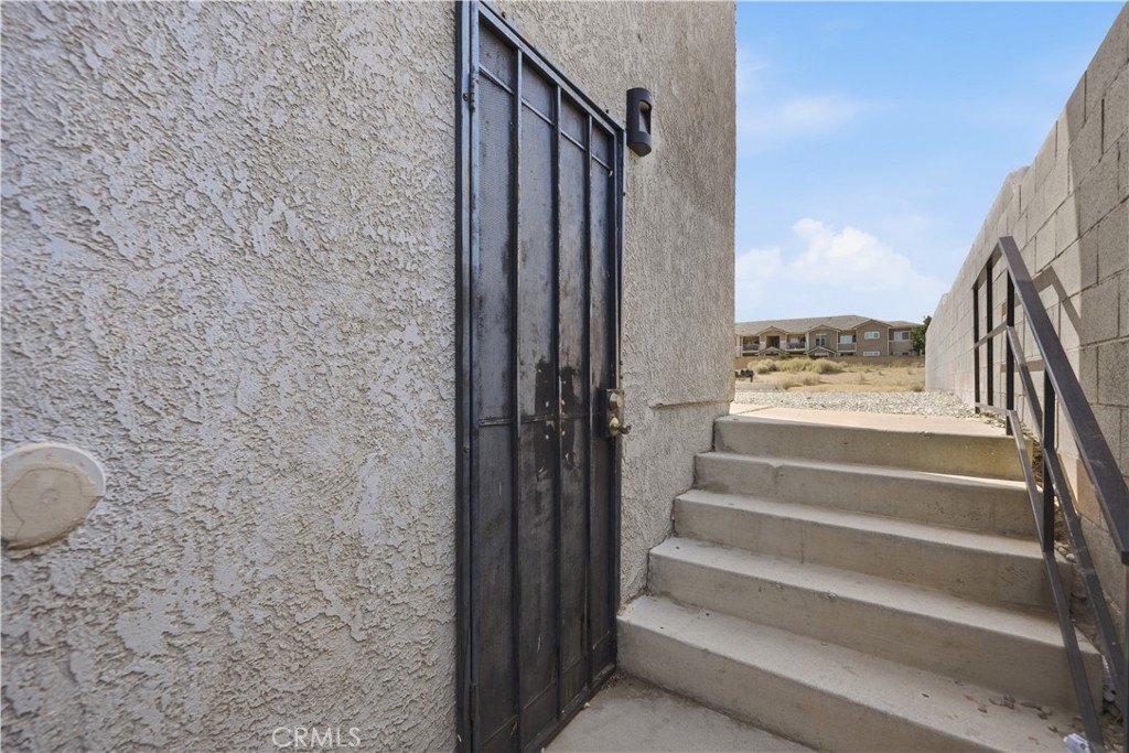 16450 Lariat Property Photo 15