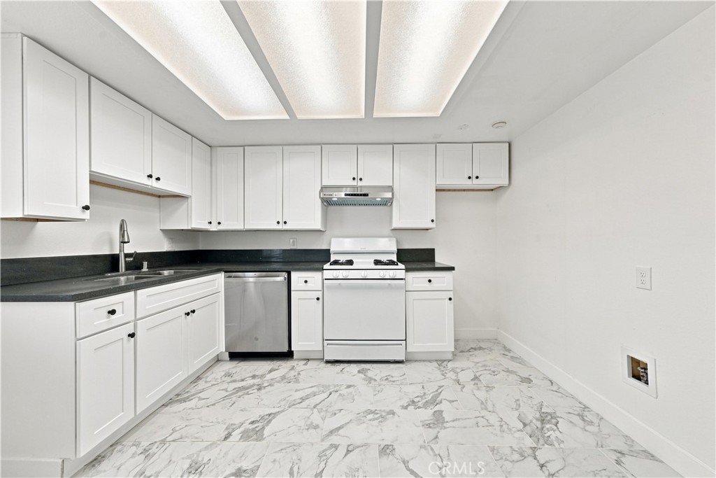 16450 Lariat Property Photo 16