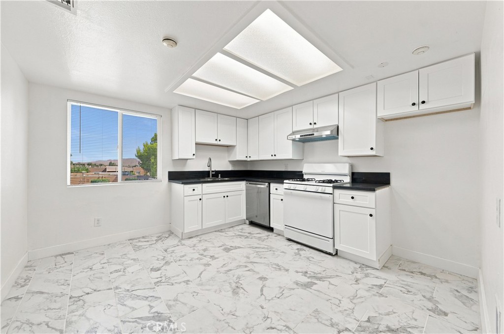 16450 Lariat Property Photo 18