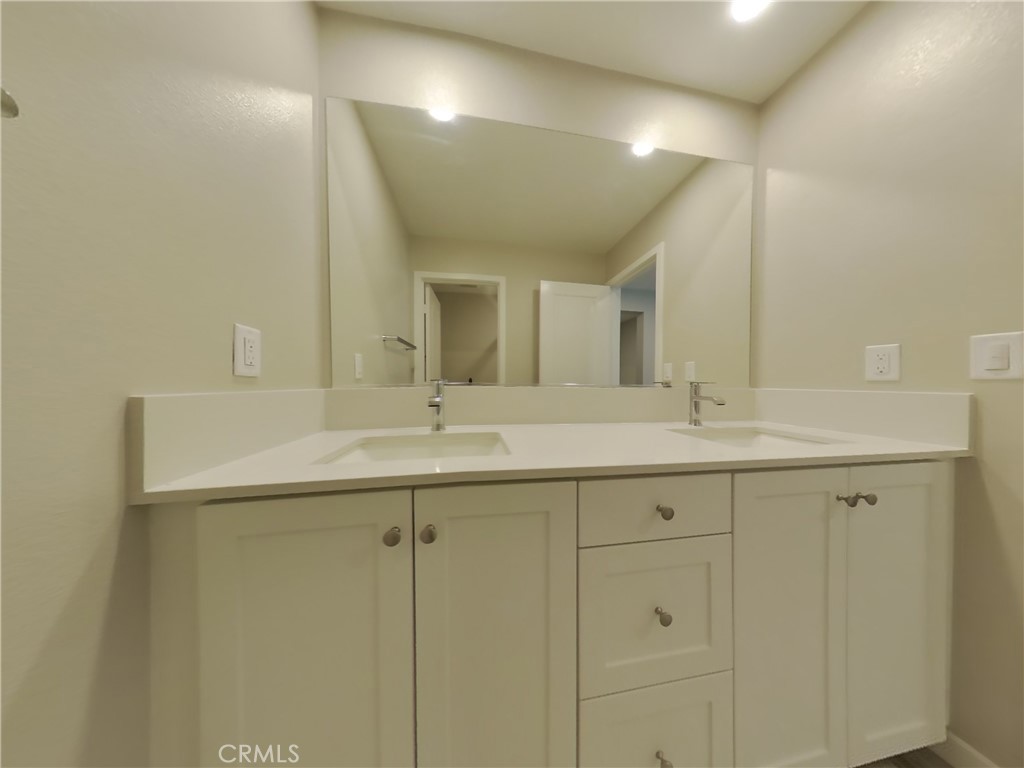 31692 Hans Drive Property Photo 14