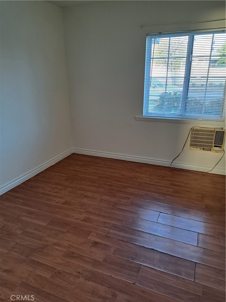 1206 S Palm Property Photo 4