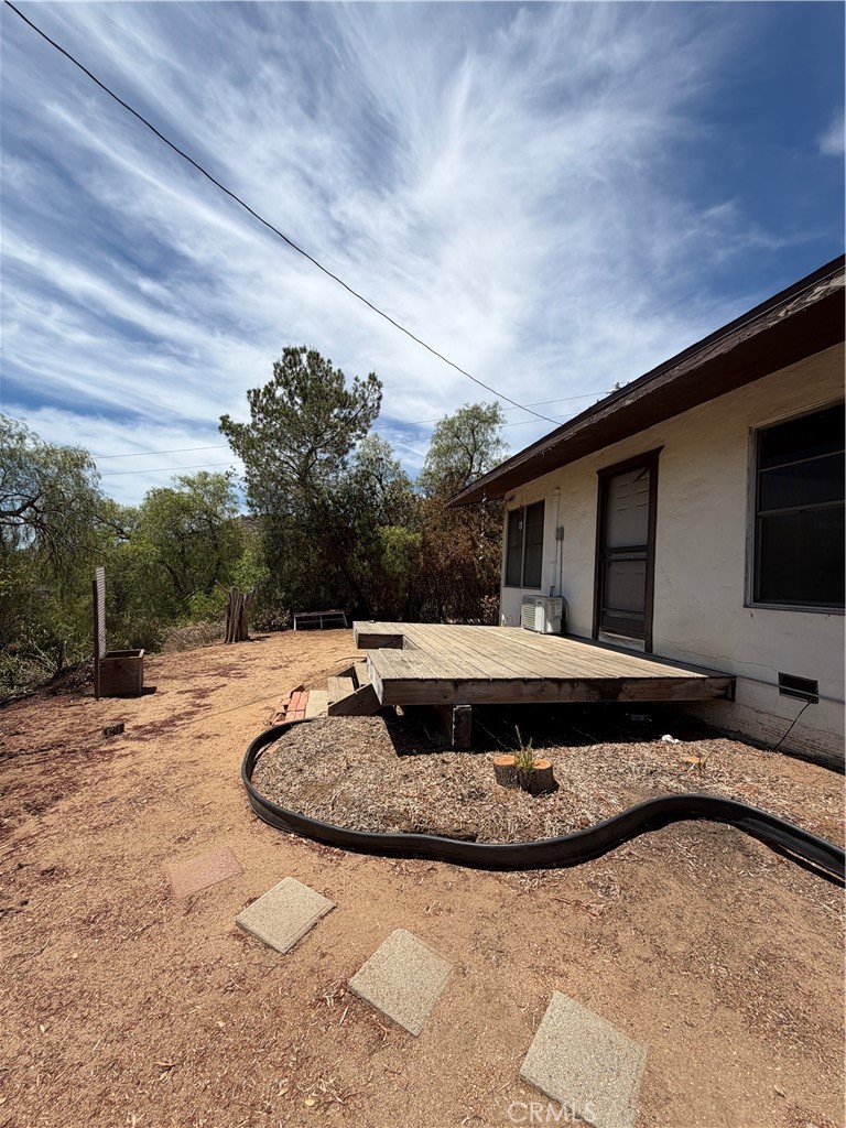 35600 Mitchell Property Photo 2
