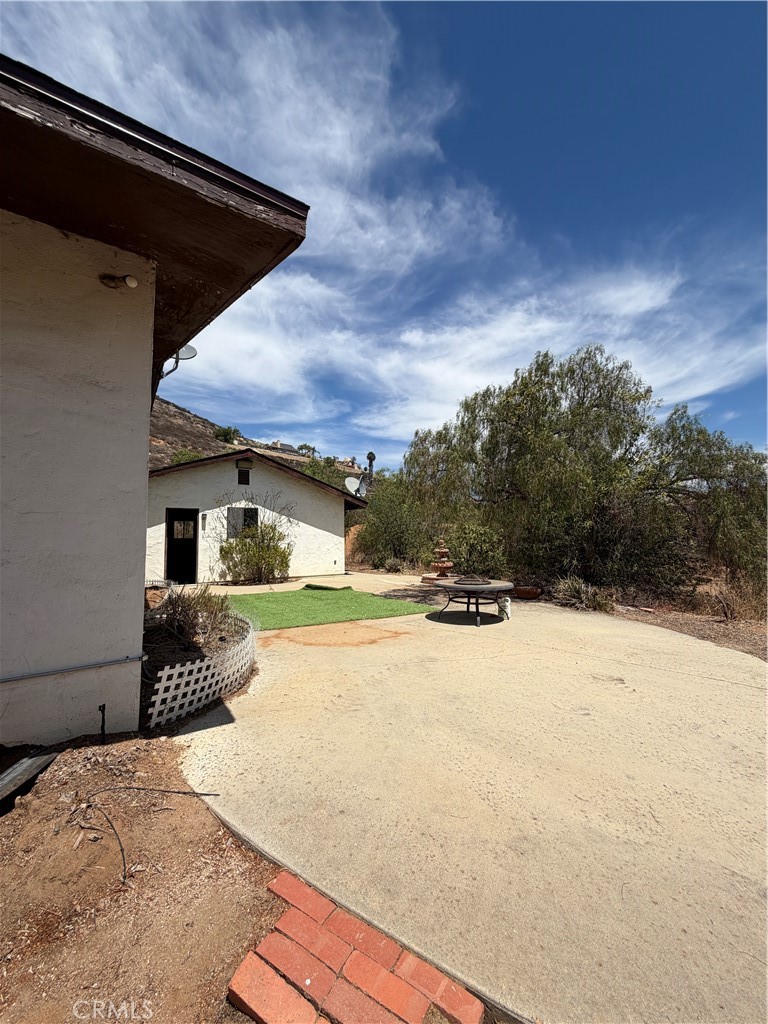 35600 Mitchell Property Photo 6