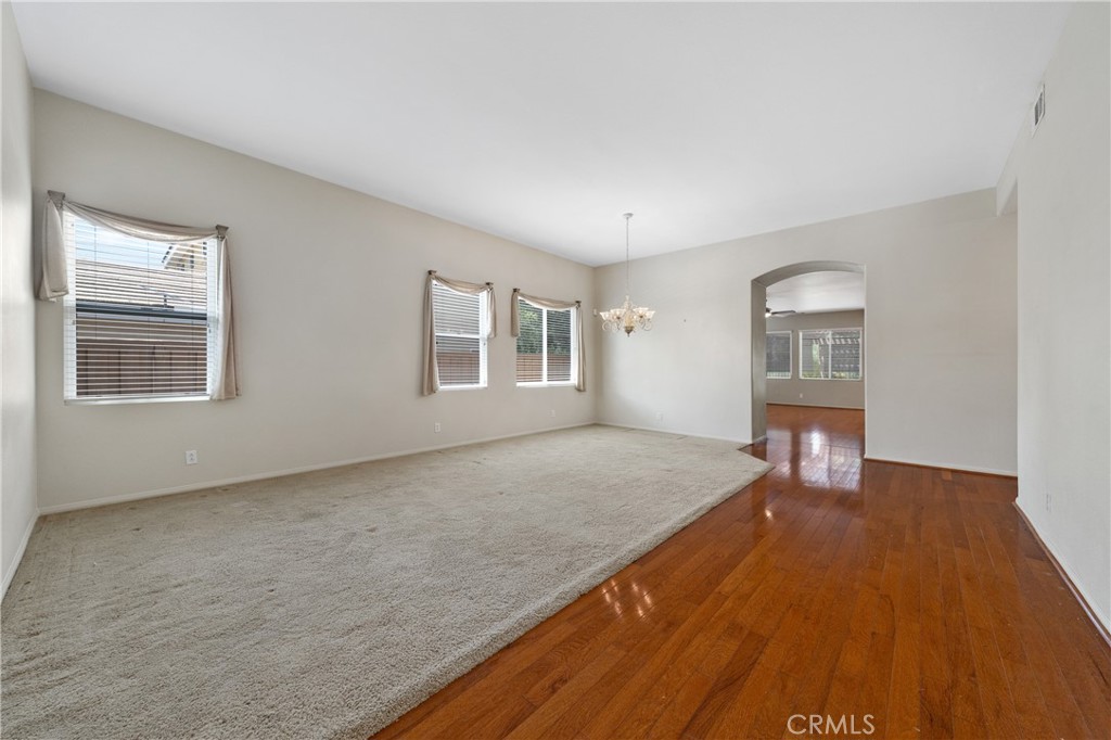 31166 Sunningdale Drive Property Photo 4
