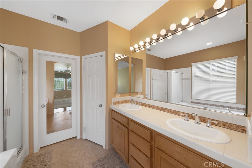 31166 Sunningdale Drive Property Photo 18