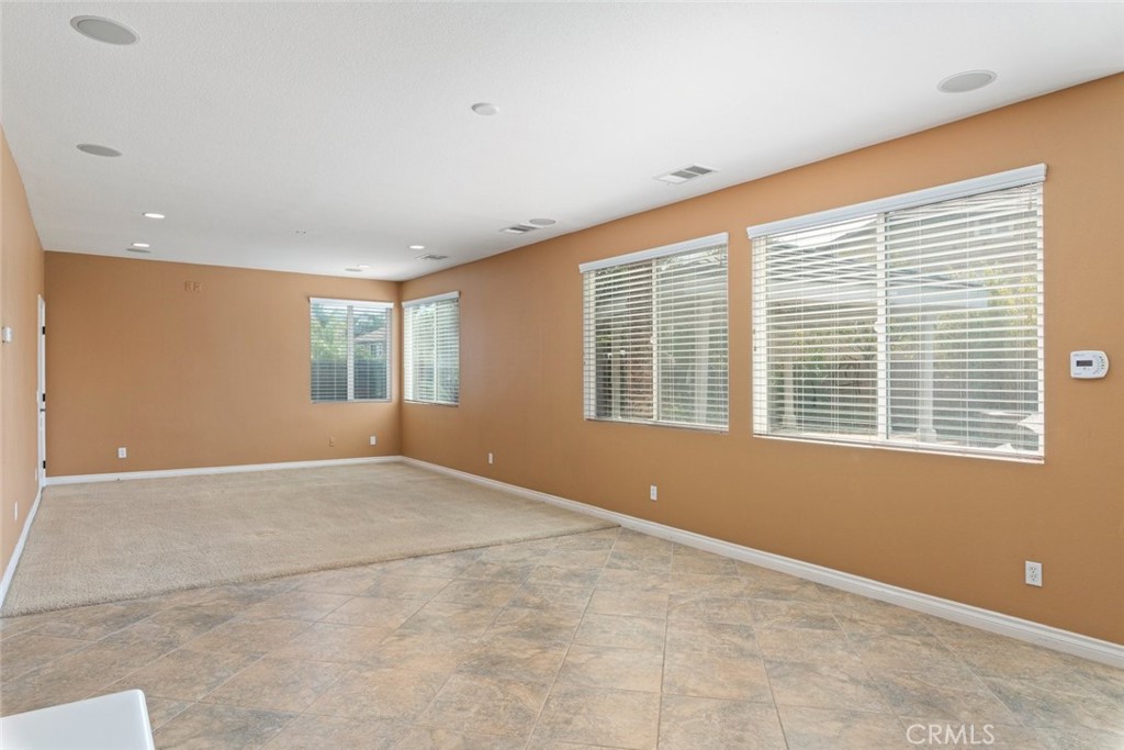 42542 Vancouver Property Photo 17
