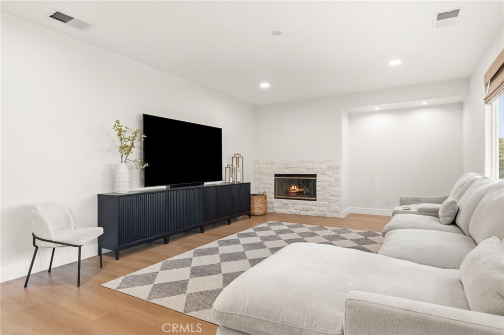 36610 Silk Oak Terrace Place Property Photo 18