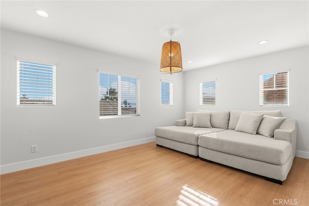 36610 Silk Oak Terrace Place Property Photo 22