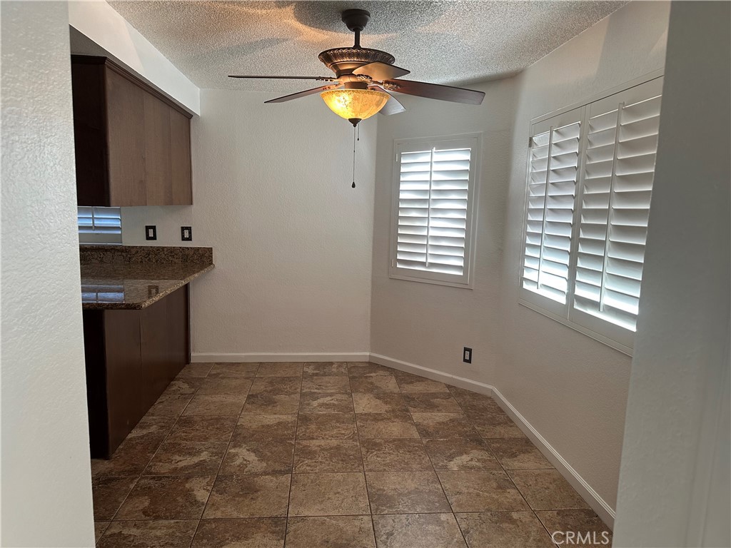 832 S Rexford Property Photo 15