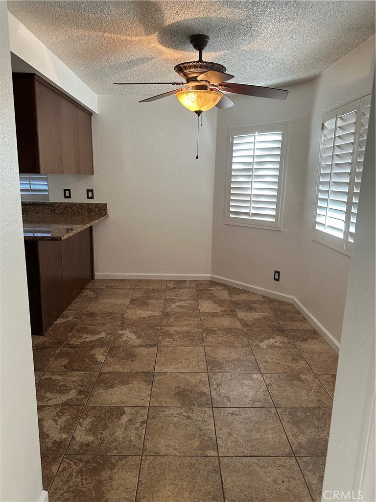 832 S Rexford Property Photo 16