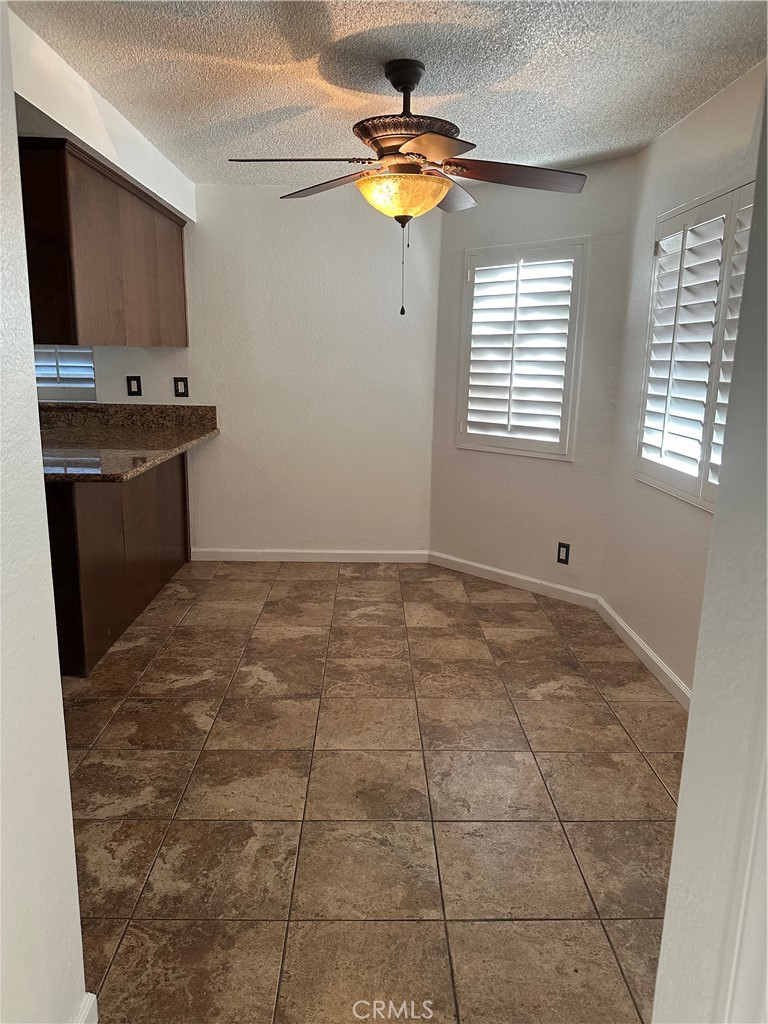 832 S Rexford Property Photo 17