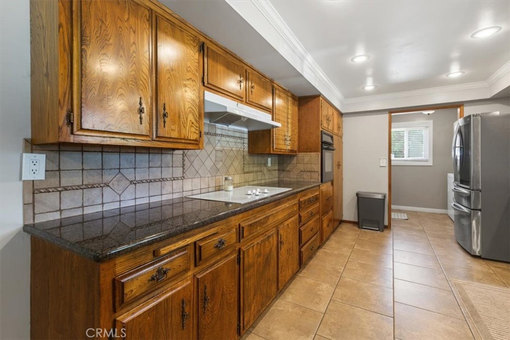 25210 California Property Photo 17
