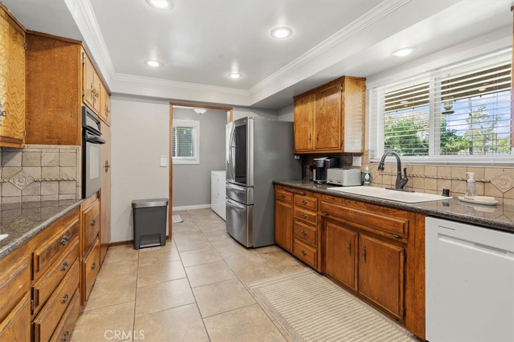25210 California Property Photo 18