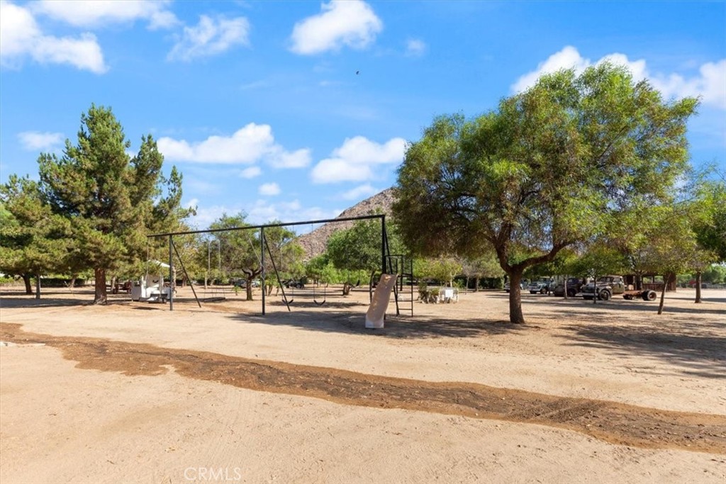 25210 California Property Photo 45