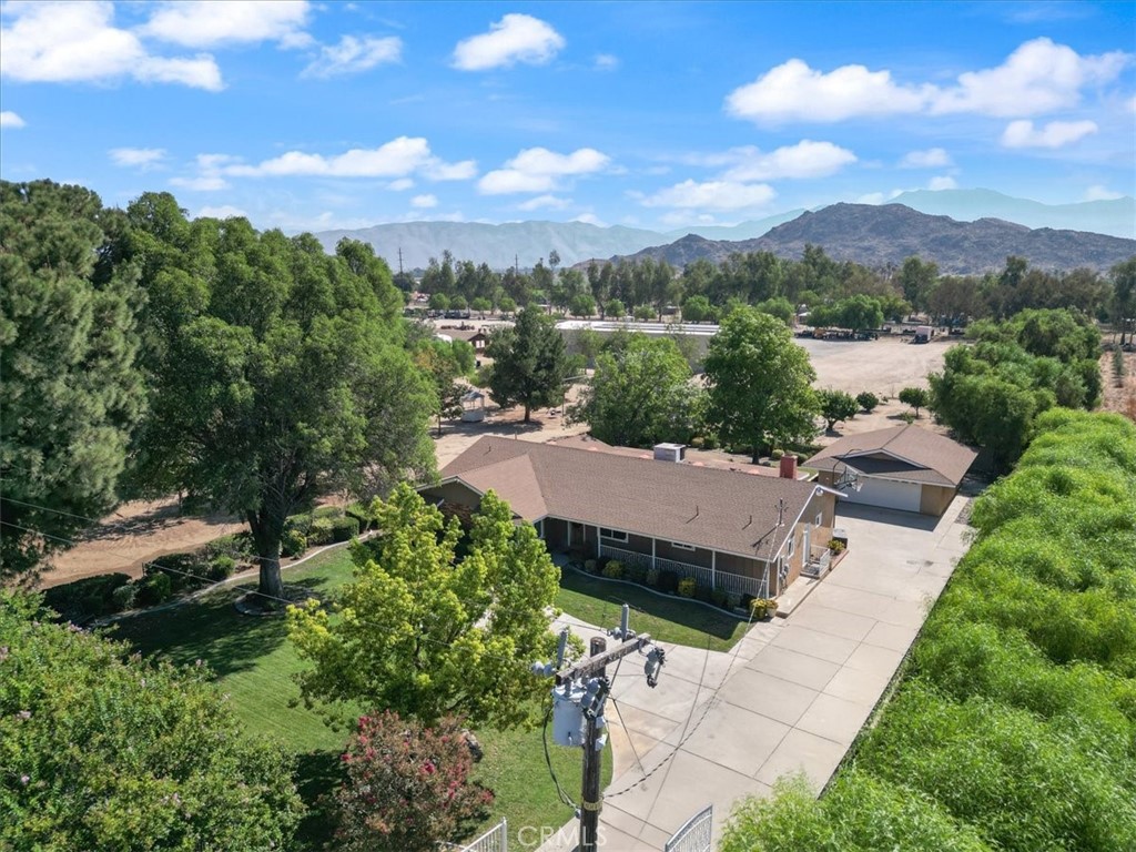 25210 California Property Photo 56