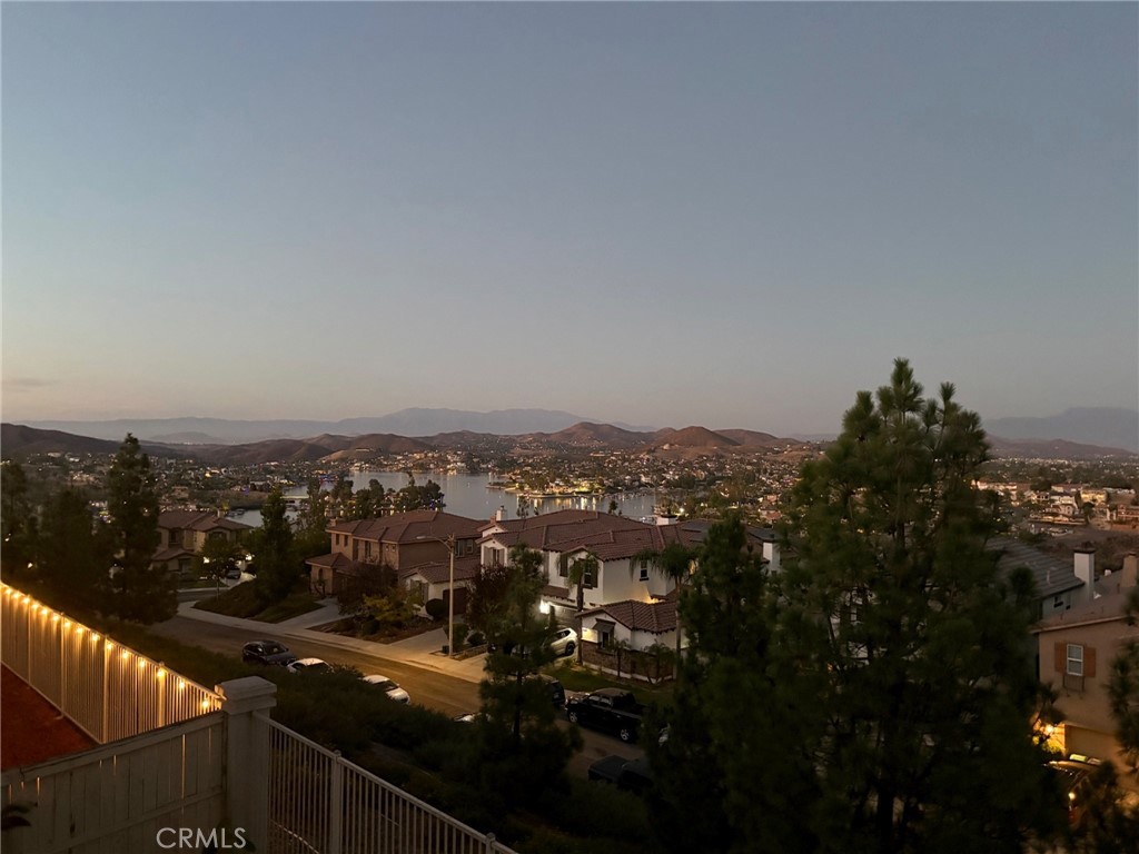 19 Plaza Lucerna Property Photo 21