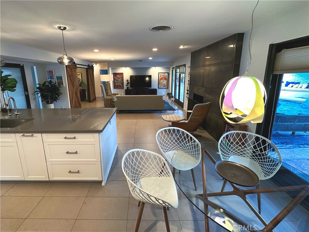 46560 Cameo Palms Property Photo 10