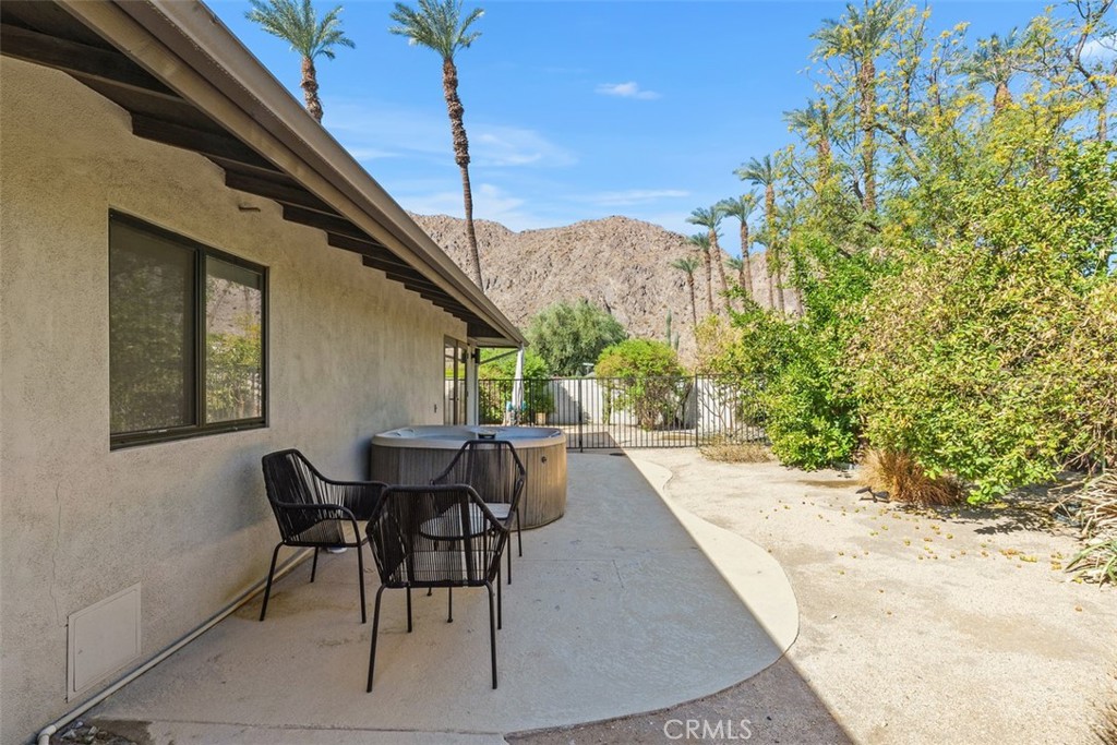 46560 Cameo Palms Property Photo 24