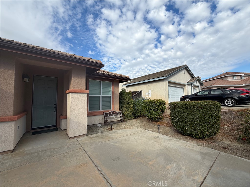 24972 Butterchurn Road Property Photo 4