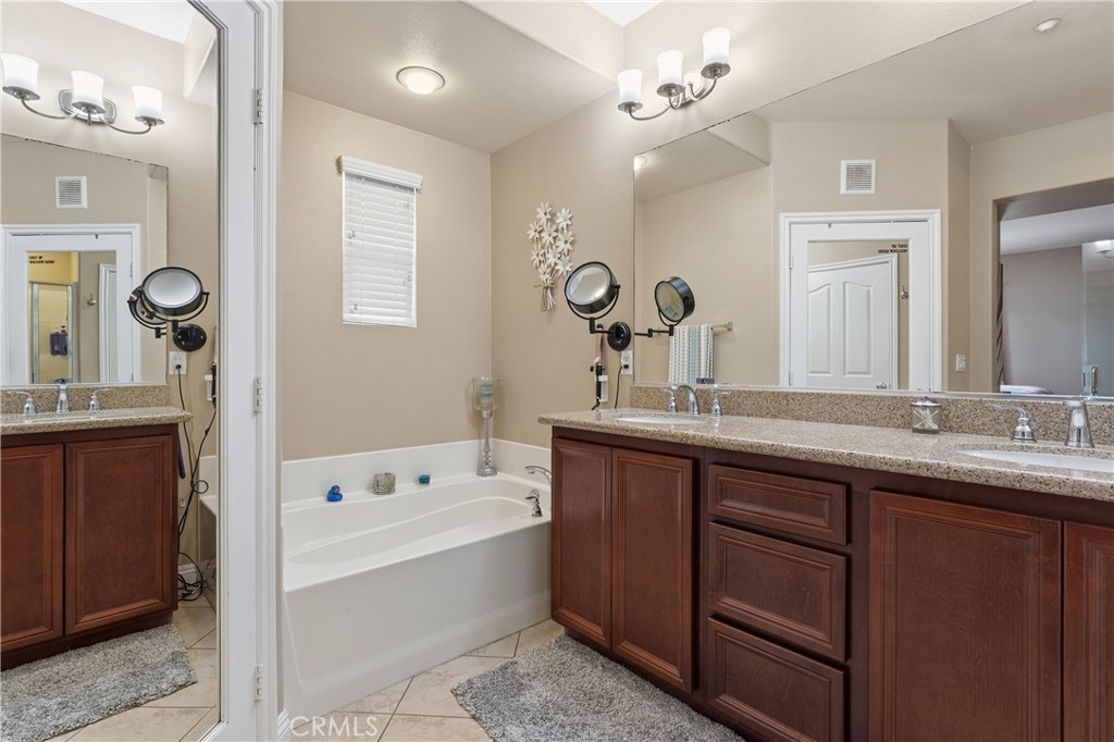 8363 Timberland Property Photo 10