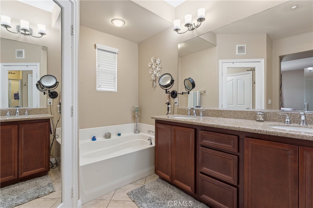 8363 Timberland Property Photo 12