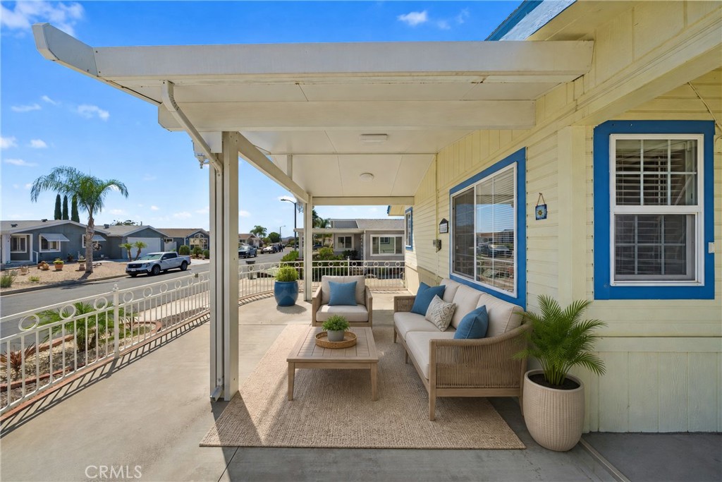 38055 Calle Amigable Property Photo 2