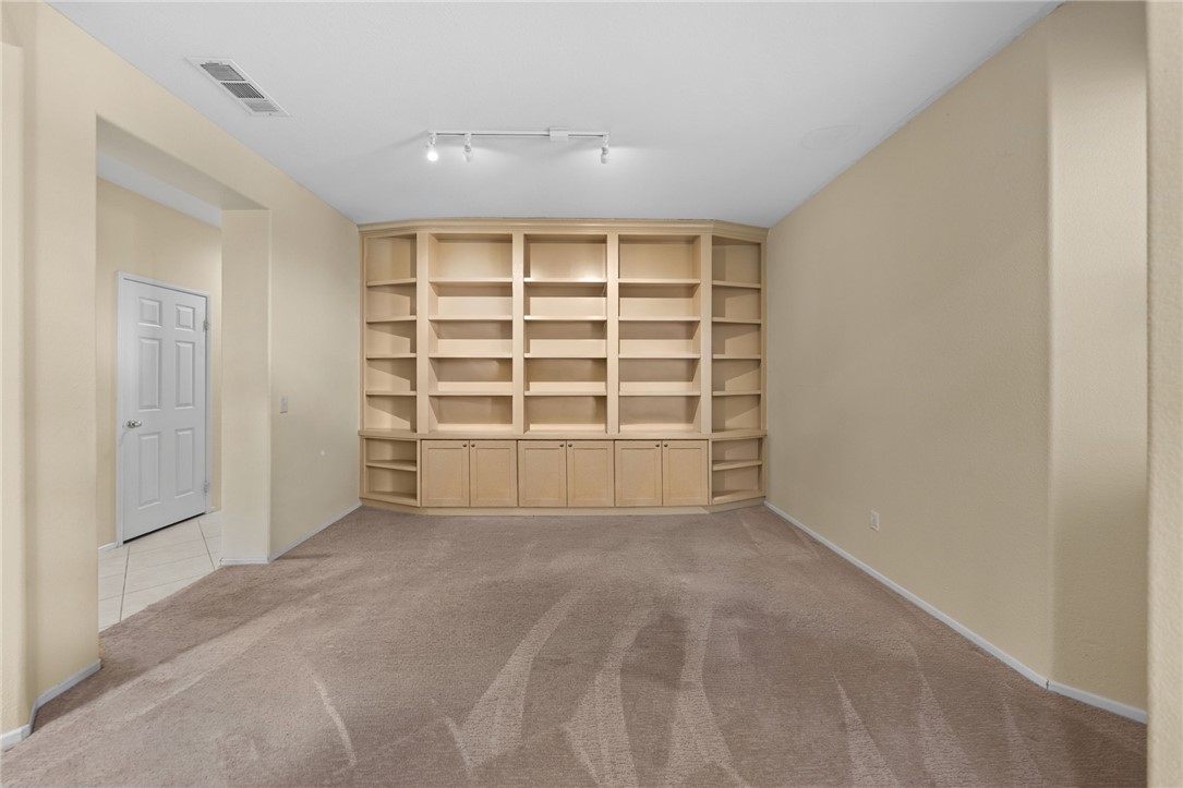 35503 Parkwood Court Property Photo 12