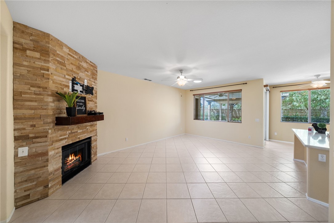 35503 Parkwood Court Property Photo 16