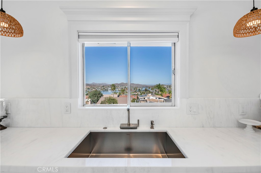 22475 Loch Lomond Drive Property Photo 20