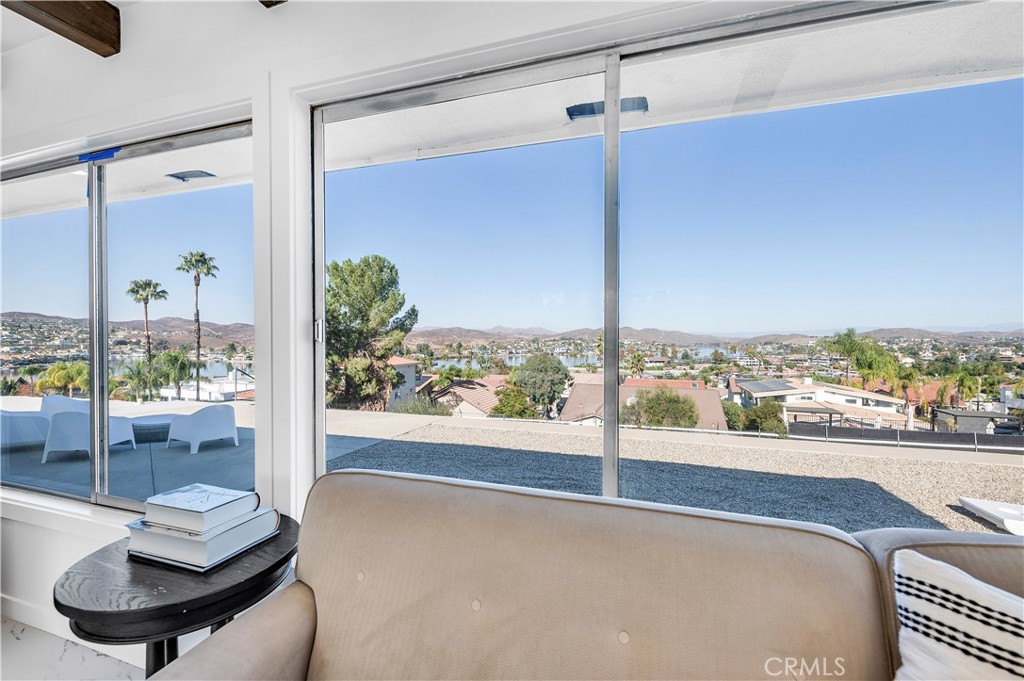 22475 Loch Lomond Drive Property Photo 23