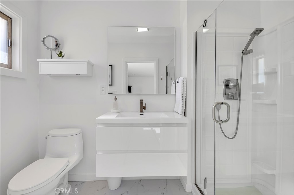 22475 Loch Lomond Drive Property Photo 32