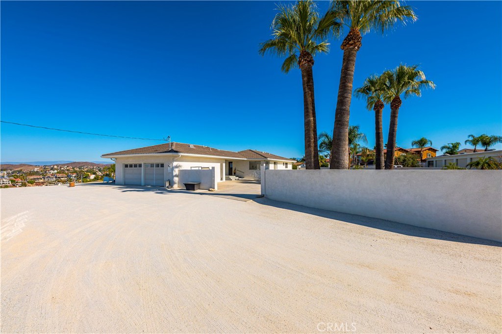 22475 Loch Lomond Drive Property Photo 44