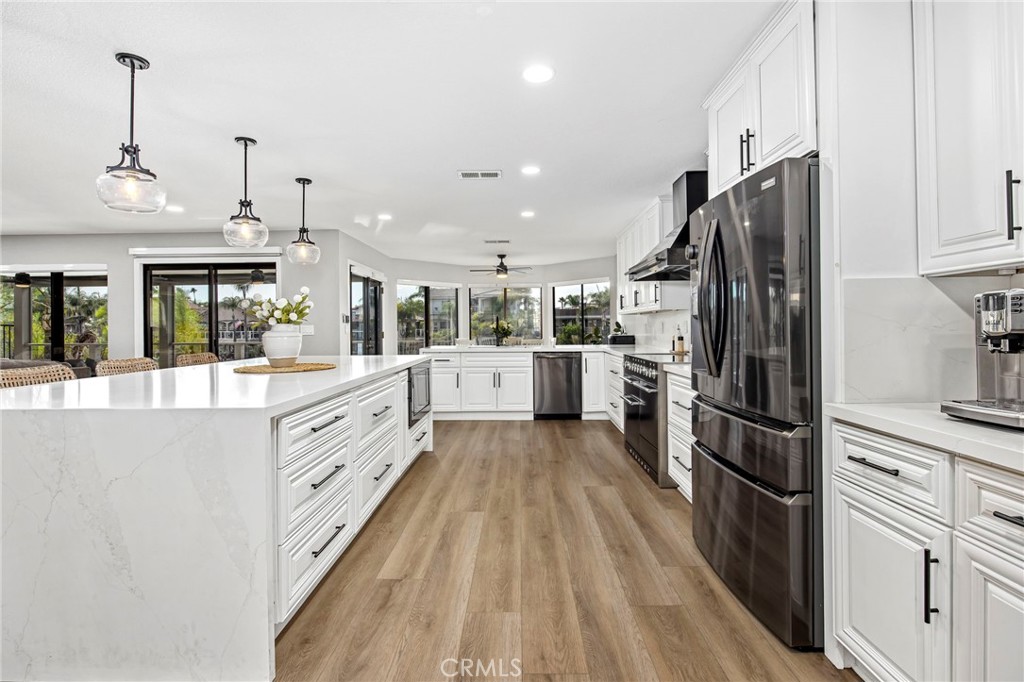 30205 White Wake Property Photo 5