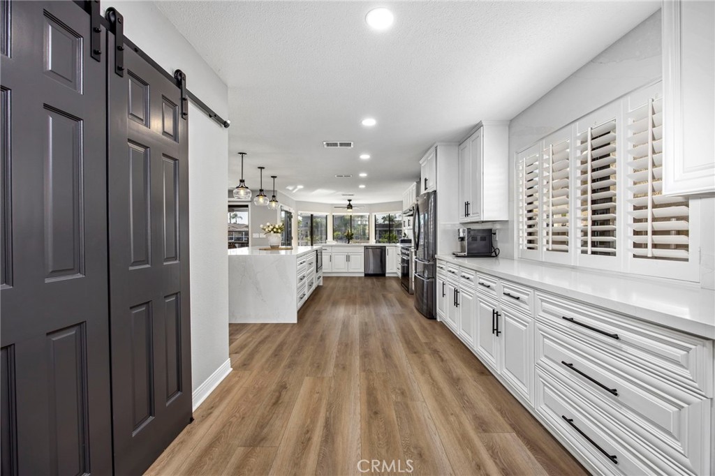 30205 White Wake Property Photo 15