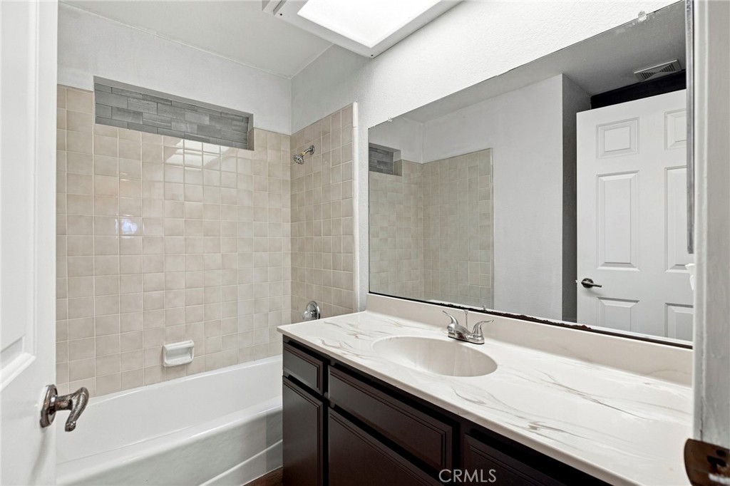 28850 Vacation Property Photo 16