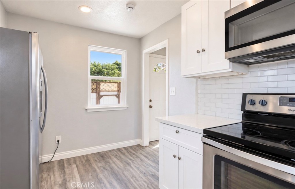 464 W 34th Street Property Photo 4