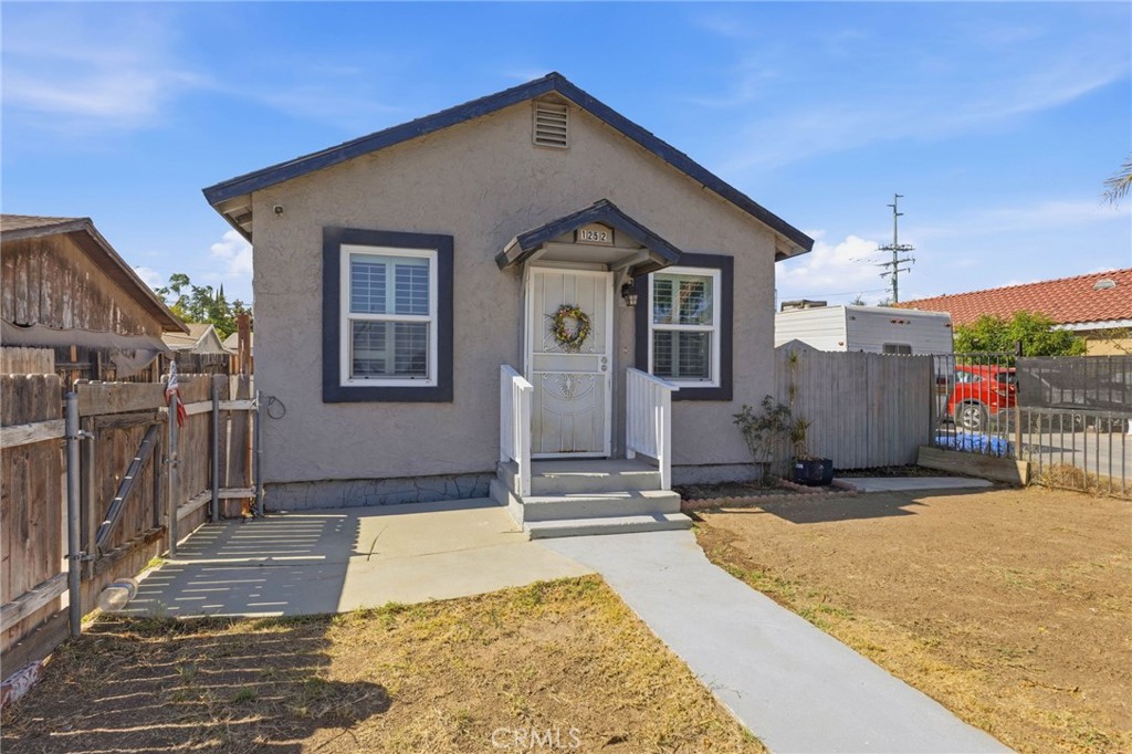 1252 D Property Photo 3