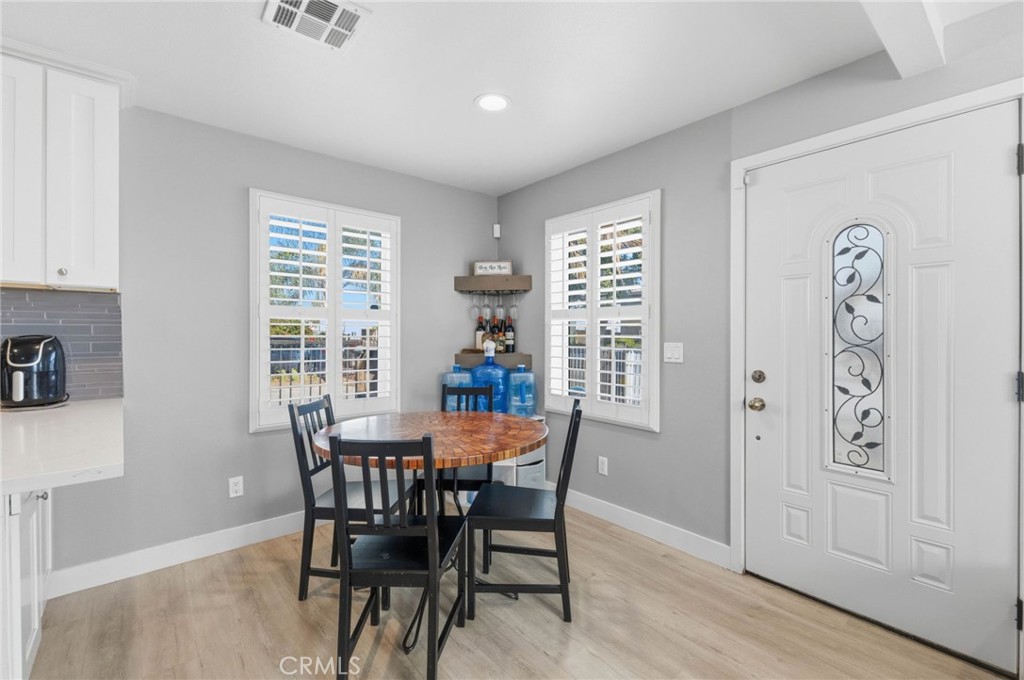 1252 D Property Photo 8