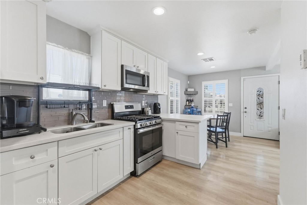 1252 D Property Photo 12