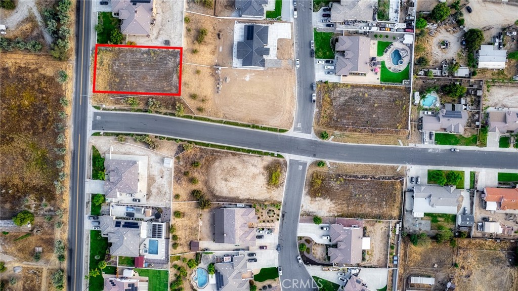 22275 Rosary Avenue Property Photo 6