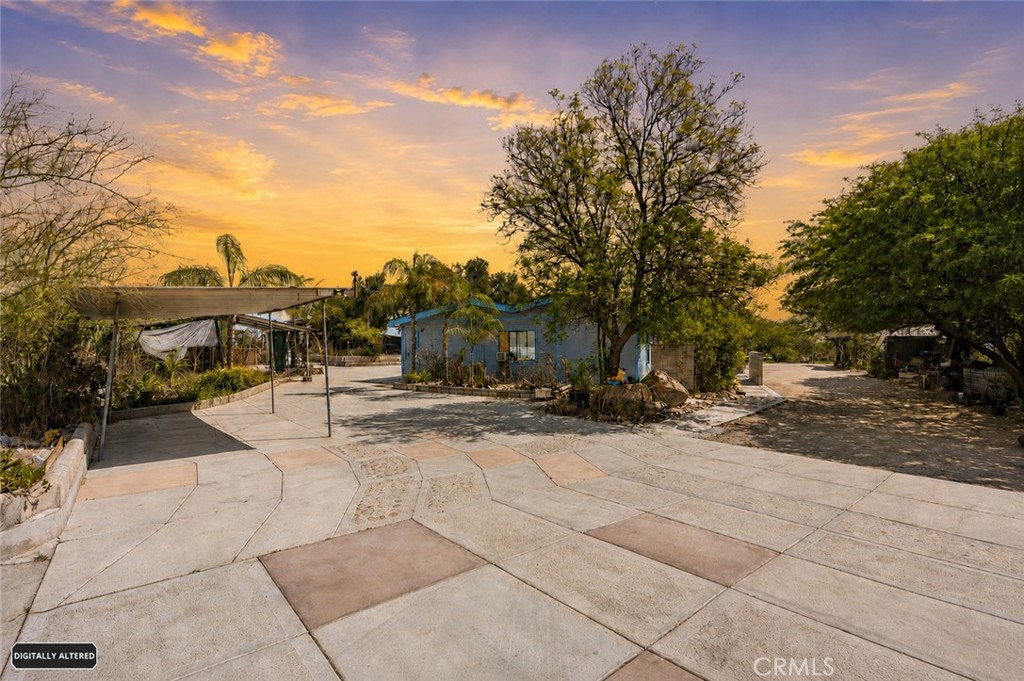 18455 Pequena Entrada Property Photo 2
