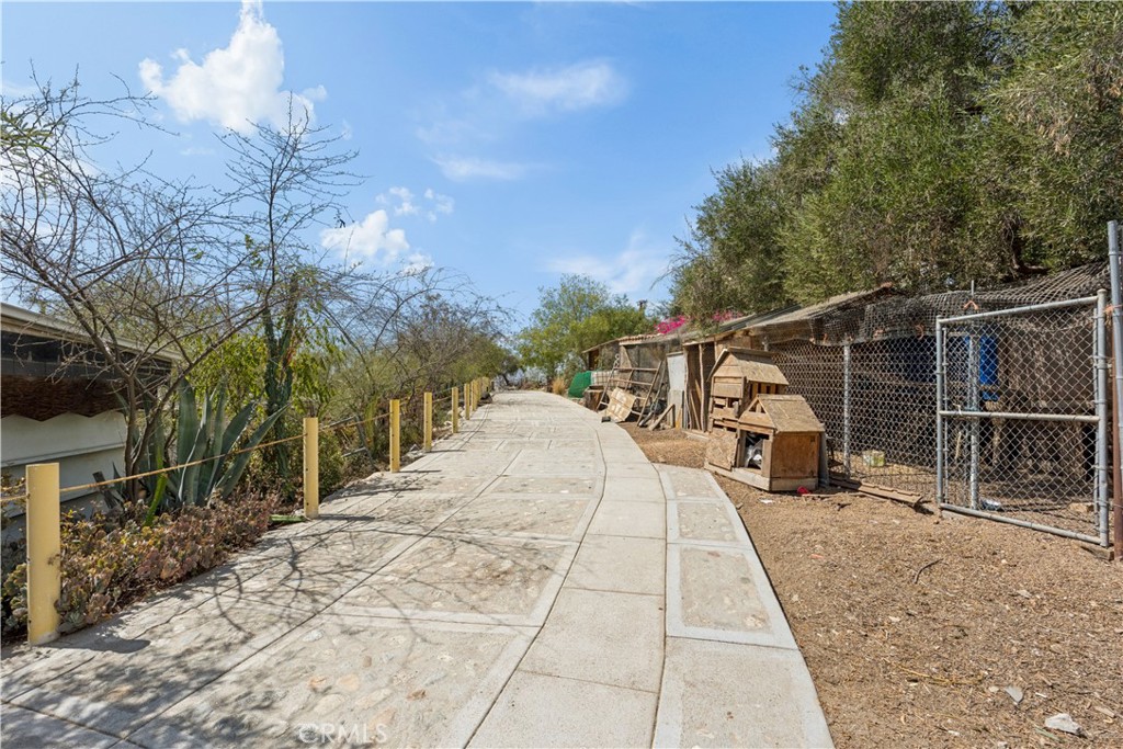 18455 Pequena Entrada Property Photo 14